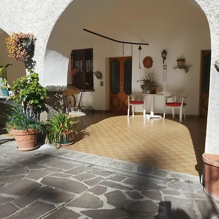 Belvedere Apartment Azzone
